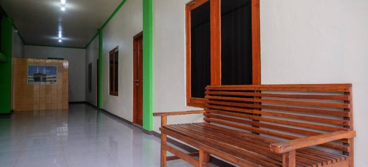 沙拉迪加齐德尼伊斯兰城市景观酒店3号(Urbanview Syariah Zidney 3 Salatiga by RedDoorz)图片