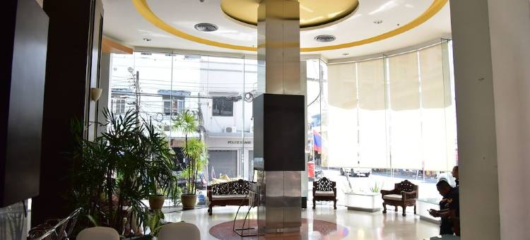 金皇冠大酒店(Golden Crown Grand Hotel)图片