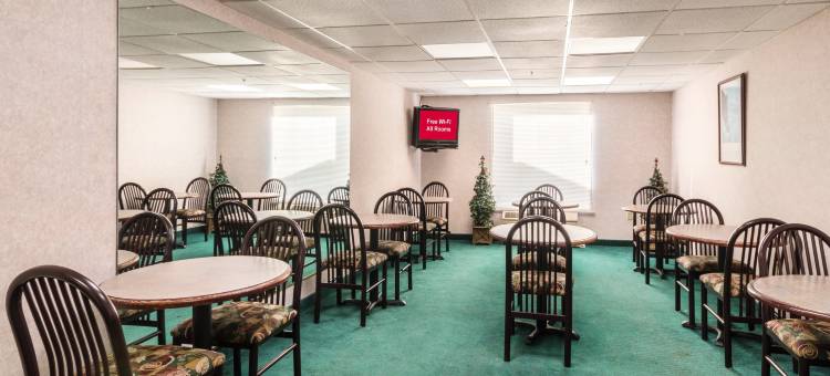 莫尔黑德红屋顶客栈(Red Roof Inn Morehead)图片