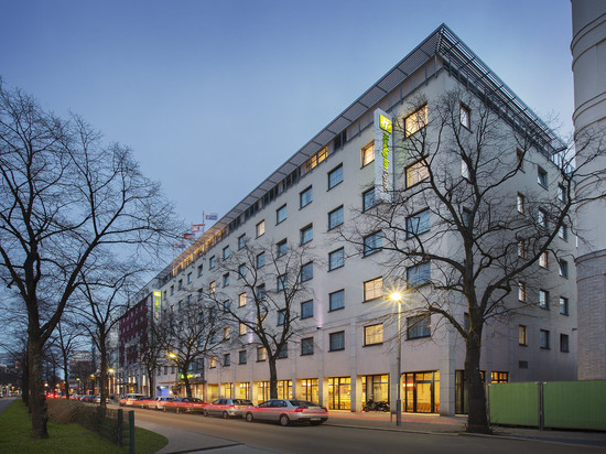 柏林城中心智选假日酒店