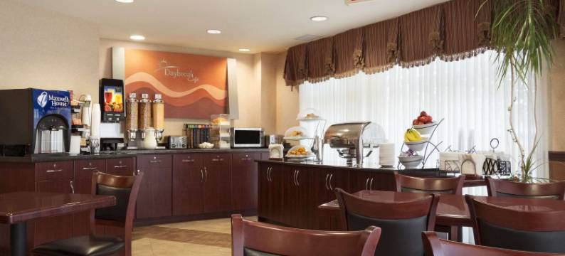 兰利戴斯套房酒店(Days Inn & Suites by Wyndham Langley)图片