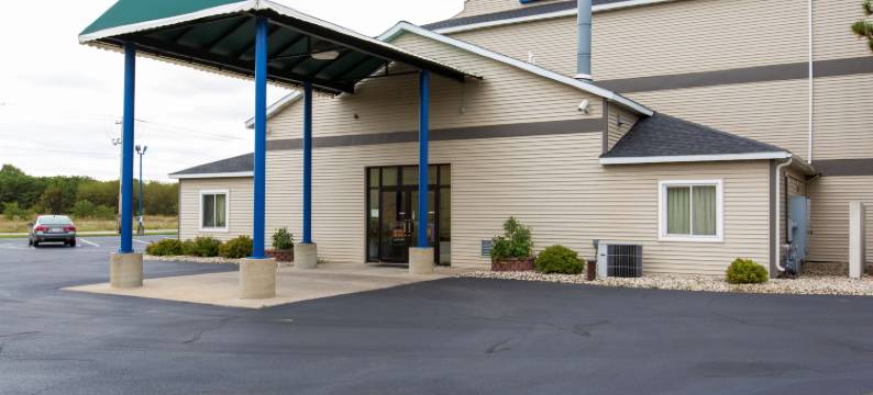 威斯康星巴拉布 - 德尔顿湖 6 号汽车旅馆(Motel 6 Baraboo, WI - Lake Delton)图片