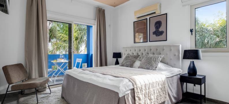 桑德斯州长海滩别墅 - 风景秀丽的海景别墅(Sanders Governors Beach House - Charming 3-Bdr Villa with Sea View)图片