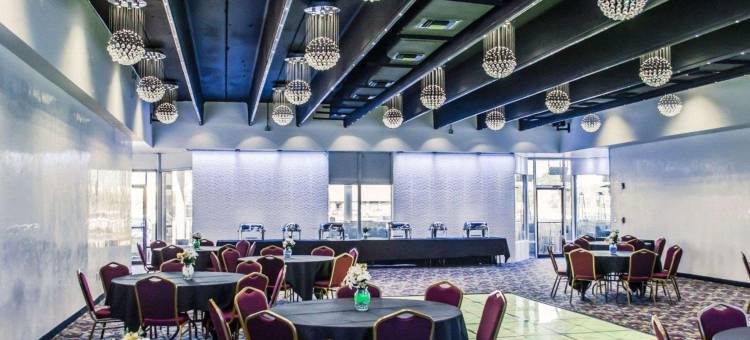 坦帕-布兰登品质酒店及会议中心(Quality Inn and Conference Center Tampa-Brandon)图片