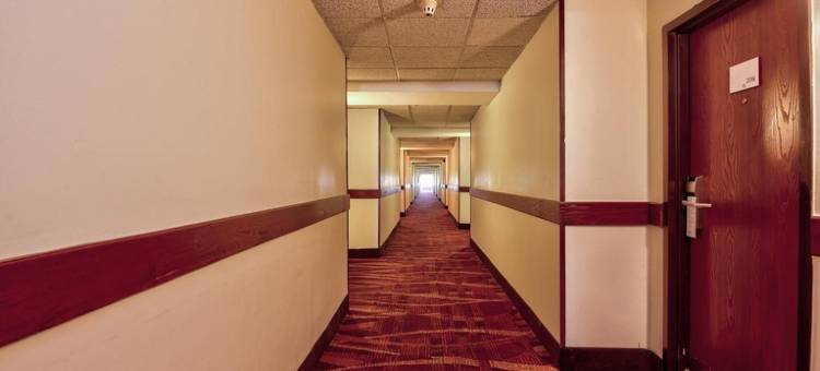 俄克拉何马城机场北温德姆华美达酒店(Ramada by Wyndham Oklahoma City Airport North)图片