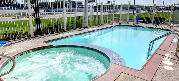 凯富旅馆及套房酒店(Spark by Hilton Selma)图片