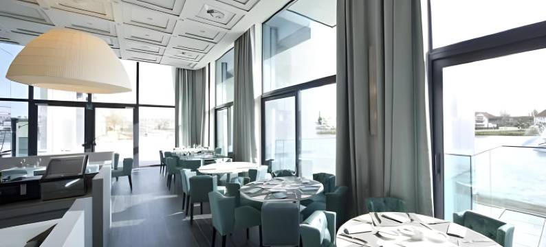 雷泽弗酒店(La Réserve Resort)图片