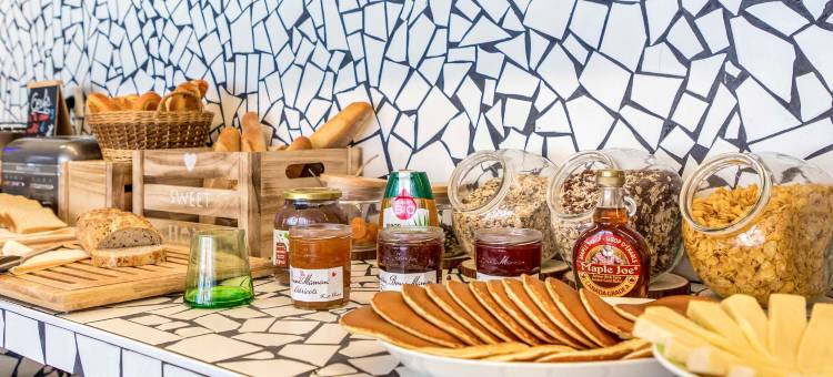 宜必思尚品普罗旺斯地区萨隆酒店(Ibis Styles Salon de Provence)图片