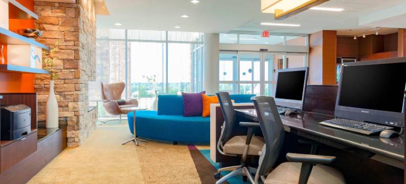 普莱森顿万枫酒店及套房(Fairfield Inn & Suites Pleasanton)图片