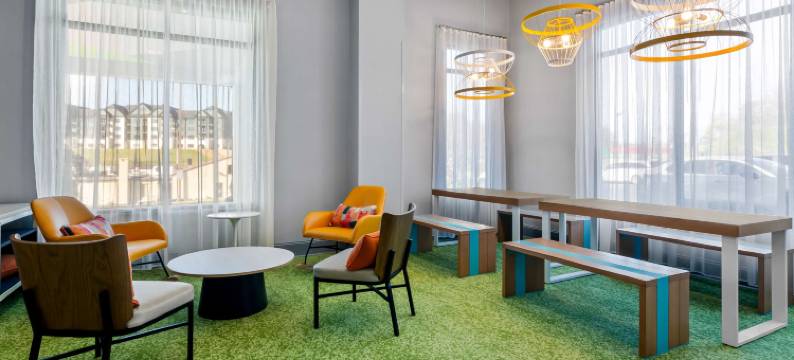 罗阿诺克北部戴尔维尔希尔顿Spark酒店(Spark by Hilton Daleville Roanoke North)图片