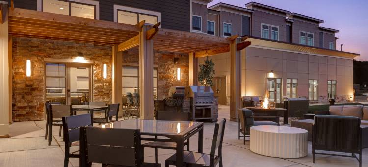 希尔顿奥克克里克米尔沃基家园套房(Homewood Suites by Hilton Oak Creek Milwaukee)图片