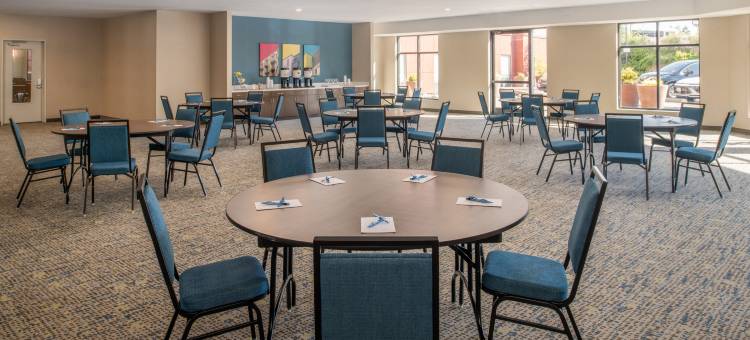 希尔顿欢朋套房酒店-西雅图机场第二十八大道(Hampton Inn & Suites Seattle-Airport/28th Ave)图片