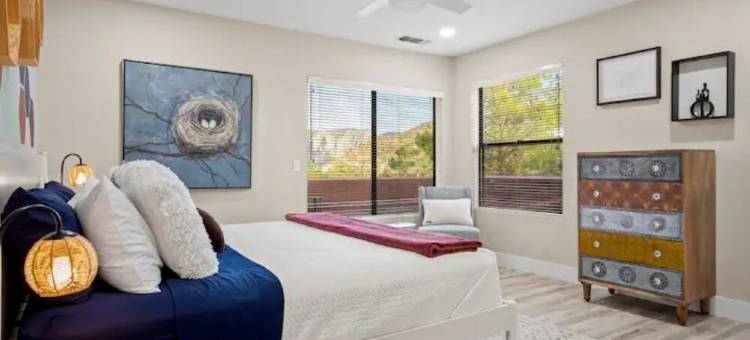 RedRockViews GreatLocation 4BR 6Beds 3.5Baths DogsWelcome Hiking BBQ HugePatio图片