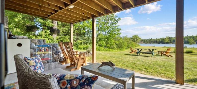 Relax by the Lake! - Shorter May/June Stays Available图片