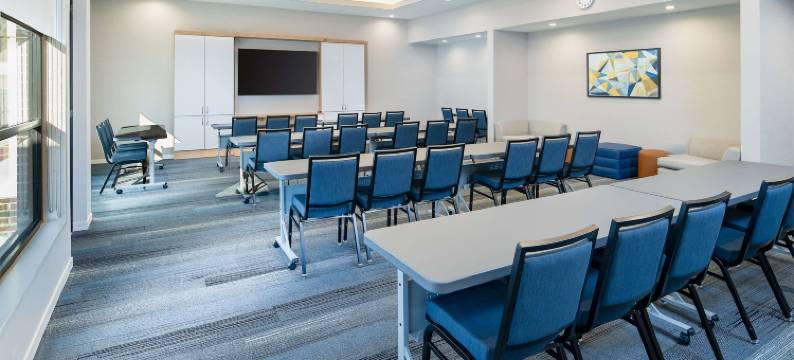 奥本希尔斯舒适套房酒店(Hyatt House Auburn Hills/detroit)图片