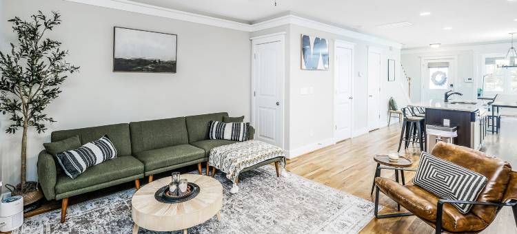 Boho | Walking Downtown | Porch | Office/Monitor图片