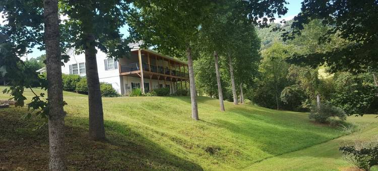 北卡Mama Dee's Hide Away!! 阿什维尔您的家公寓(Mama Dee's Hide Away!!  Your home while in Asheville NC)图片