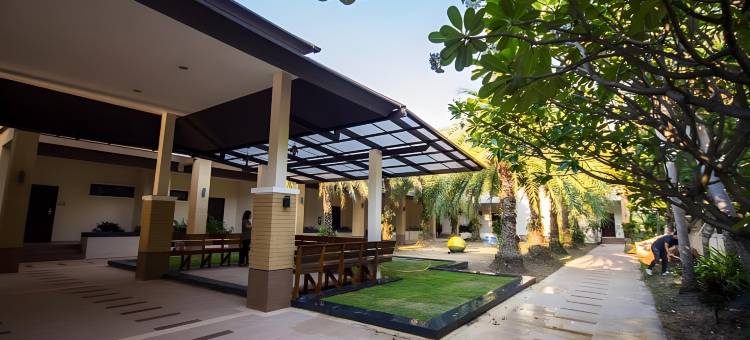 勒拉瓦莱休憩酒店(Leelawalai Rest Hotel)图片