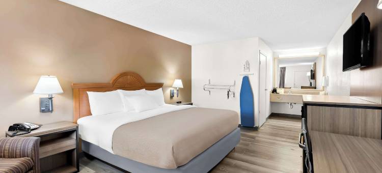 克利夫兰机场品质酒店(Quality Inn Cleveland Airport)图片