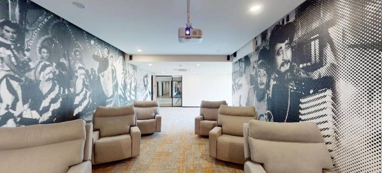 普里亚海得拉巴(Priya Hyderabad)图片