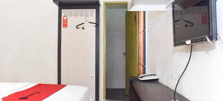 红多兹酒店-近穆罕默迪亚望加锡大学(RedDoorz Near Universitas Muhammadiyah Makassar)图片