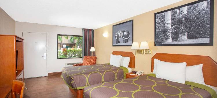 北棕榈滩速8酒店(Super 8 by Wyndham North Palm Beach)图片