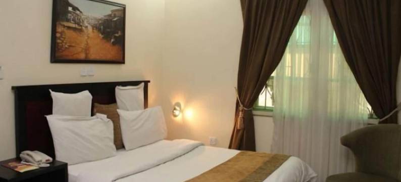 经典套房签名酒店(Class Suites Signature)图片