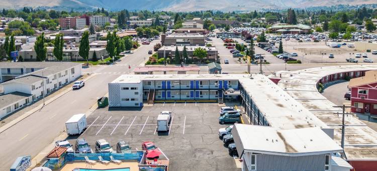 文纳奇假日旅馆(Holiday Lodge)图片