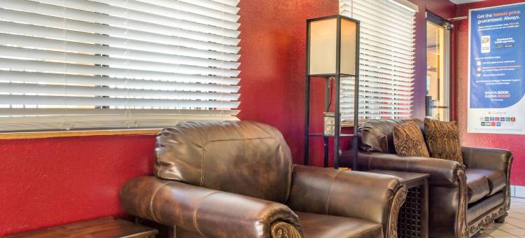 瓦朱卡堡罗德威酒店(Rodeway Inn Near Ft Huachuca)图片