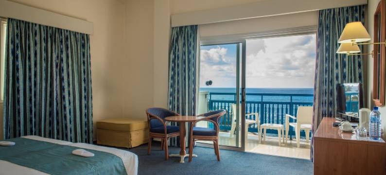 辛西安纳海滩酒店(Cynthiana Beach Hotel)图片