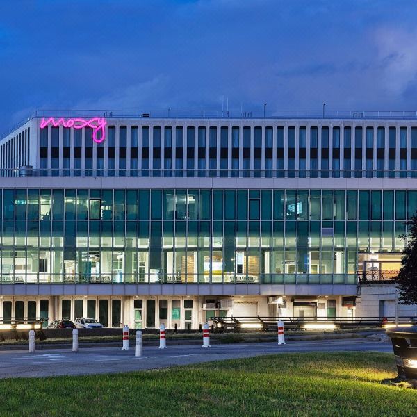 里昂机场Moxy酒店(Moxy Lyon Airport)图片