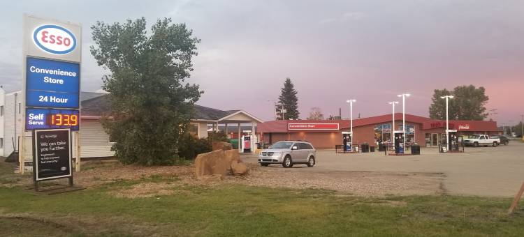 烟湖速8酒店(Super 8 by Wyndham Smoky Lake)图片