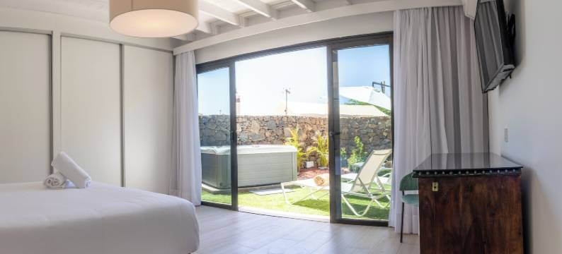 阿隆德拉别墅套房酒店(Villas Alondra)图片