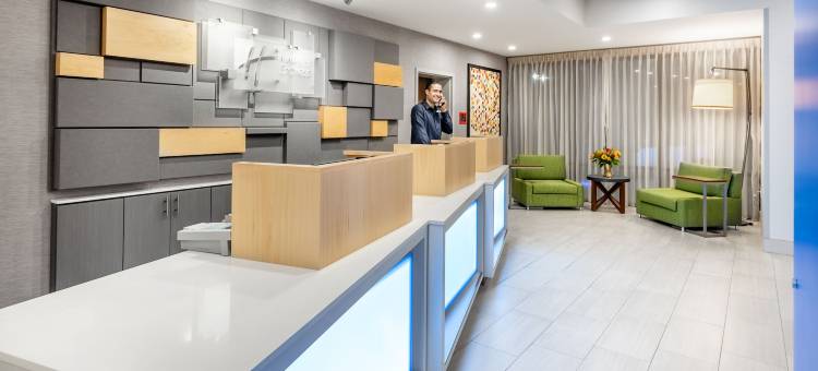 圣塔安娜-橙县智选假日套房酒店(Holiday Inn Express & Suites Santa Ana - Orange County)图片