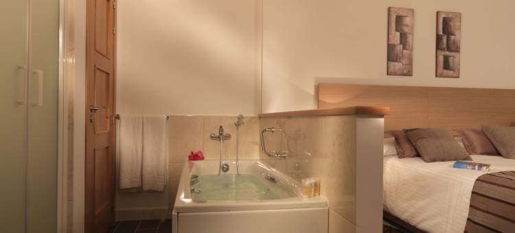 麦克唐纳拉埃尔米塔度假酒店(Macdonald la Ermita Resort)图片