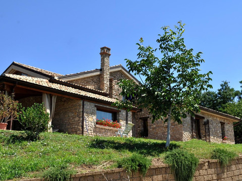 伊尔卡萨德拉吉奥伊亚民宿