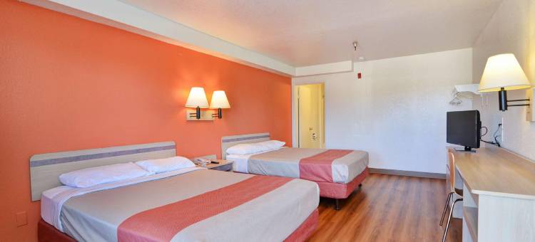 二十九棕榈村6号汽车旅馆(Motel 6 Twentynine Palms, CA)图片