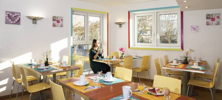 阿德吉奥阿克瑟斯拉德芳斯查拉斯公寓式酒店(Aparthotel Adagio Access la Défense Place Charras)图片