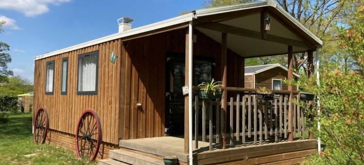菲斯湖露营酒店(Camping le Lac O Fées)图片