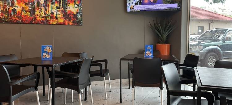 哈拉雷萨莫拉迈克尔大道126号N1酒店(N1 Hotel Samora Machel Harare)图片