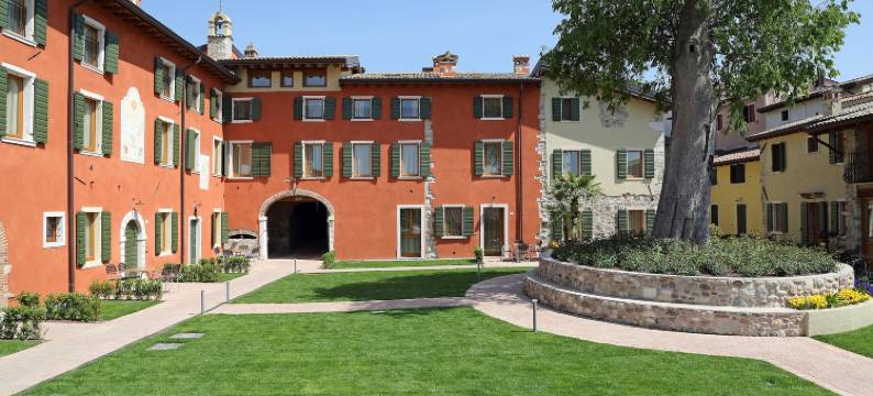 博尔戈蒙德拉贡酒店(Residence Borgo Mondragon)图片