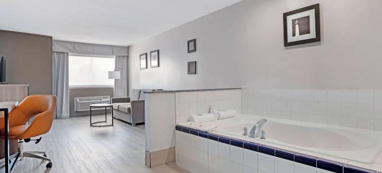 克里斯托运动中心舒适套房酒店(Comfort Inn & Suites Crystal Inn Sportsplex)图片