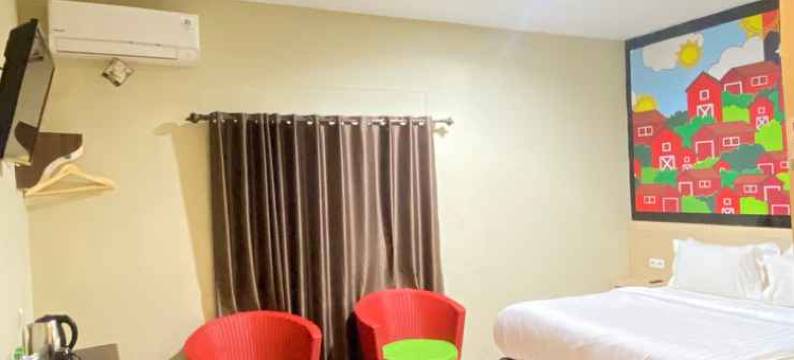 NITE & DAY 美拉威南加皮诺(Nite & Day Melawi Nangapinoh)图片