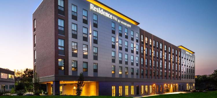 波士顿沃尔瑟姆万豪万枫酒店(Fairfield Inn & Suites Boston Waltham)图片