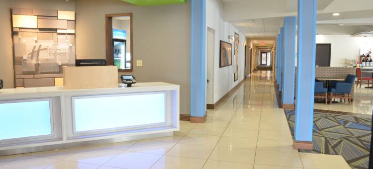 Holiday Inn Express 滑铁卢的雪松瀑布 by IHG(Holiday Inn Express Waterloo-Cedar Falls)图片