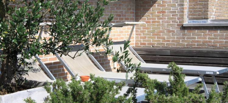 Beach Hotel Helios by CW Hotel Collection图片