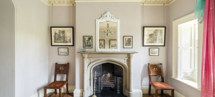 希利大厅(Healey Hall)图片