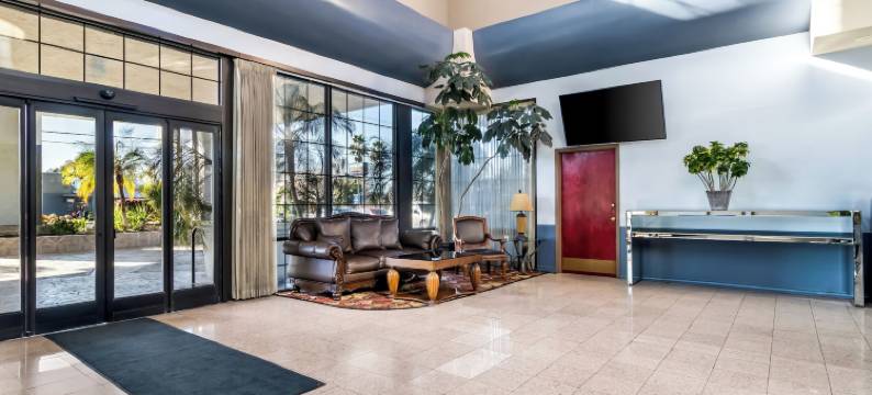 希尔托普酒店(Hiltop Hotel)图片