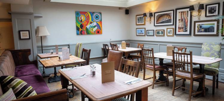 博尔城堡酒店 - 格林国王旅馆(Castle and Ball by Greene King Inns)图片