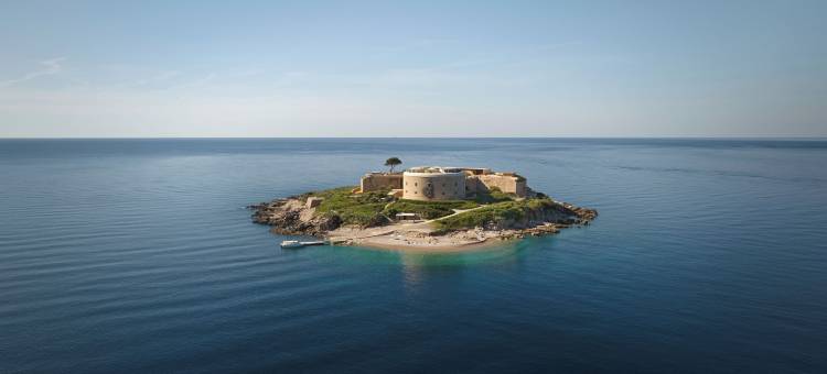 黑山马穆拉岛悦榕庄(Mamula Island by Banyan Tree)图片